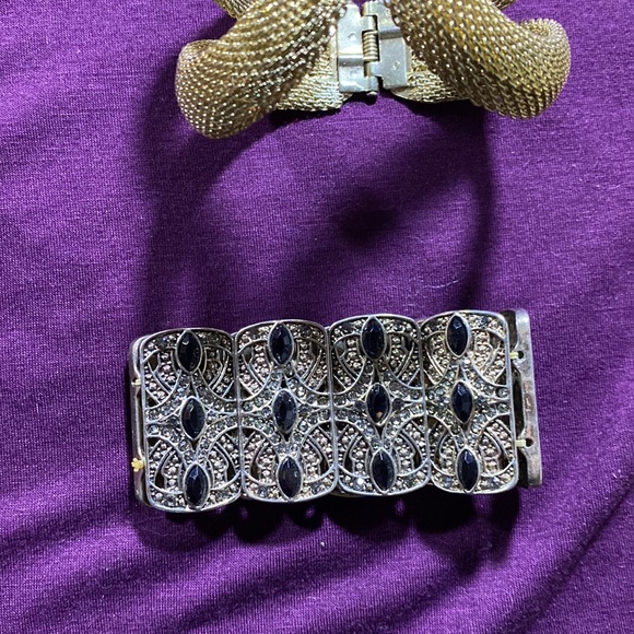 Set of 7 bangles/ bracelets - Picture 2 of 4